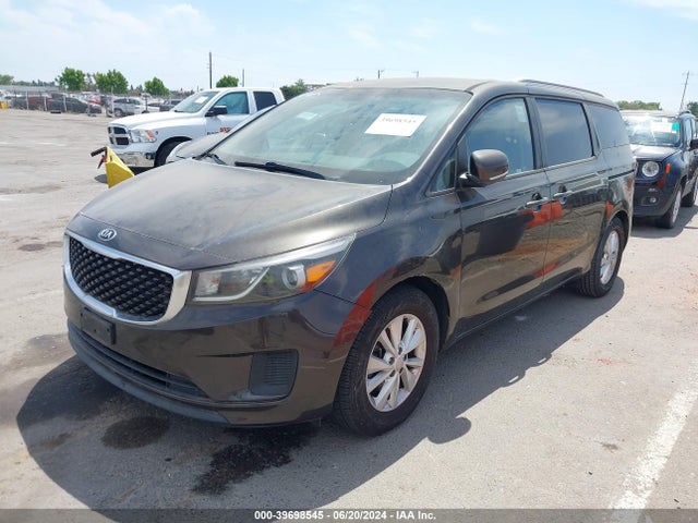 KIA SEDONA LX 2016 KNDMB5C17G6089795 Image 2