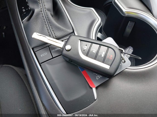 Toyota CAMRY LE 2024 4T1C11AK2RU223576 Image 11