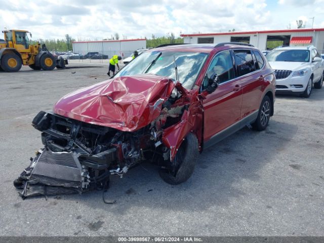 2021 VOLKSWAGEN TIGUAN 3VV3B7AX2MM032142 Photo 1