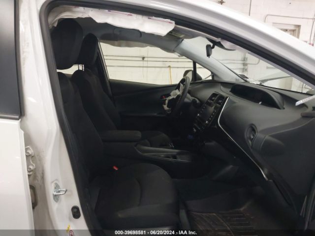 JTDL9MFU8M3029156 Toyota Prius Le Awd-e