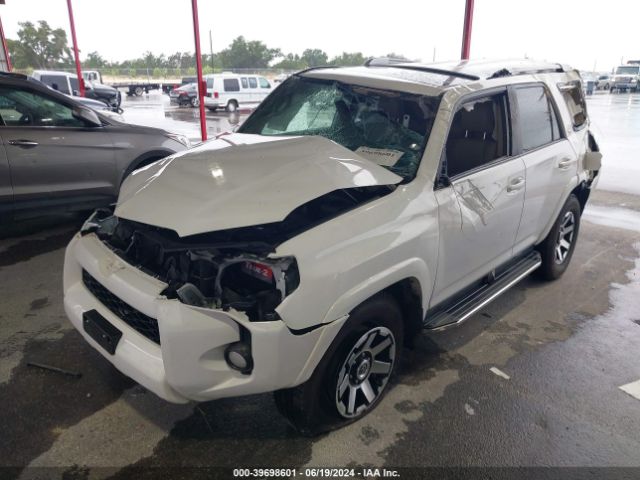 JTEZU5JR8E5071961 Toyota 4runner