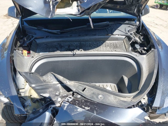 2024 TESLA MODEL Y 7SAYGAEE1RF991798 Photo 9