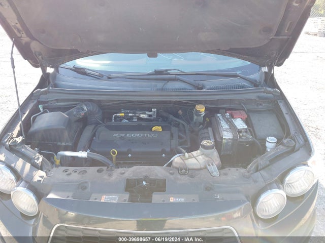 Chevrolet Sonic Lt Auto 2014 1G1JC6SH8E4135267 Image 10