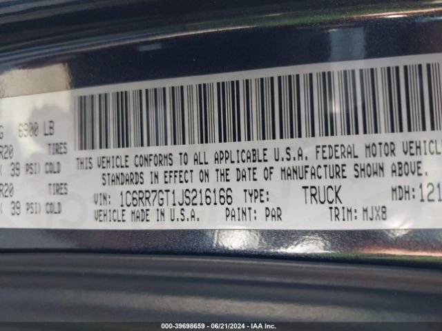 1C6RR7GT1JS216166 RAM 1500 Big Horn Quad Cab 4x4 6'4 Box