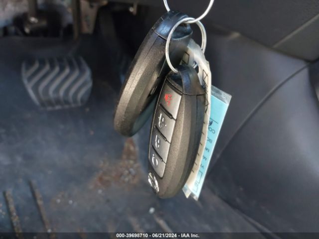 KNMAT2MV7HP582887 Nissan ROGUE SV