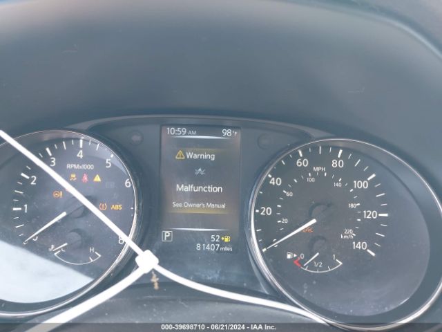 KNMAT2MV7HP582887 Nissan ROGUE SV