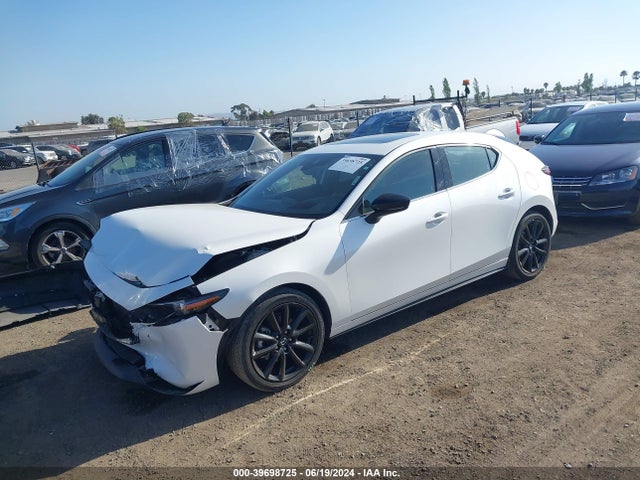 Mazda Mazda3 2.5 Turbo 2021 JM1BPBJY6M1401492 Image 2