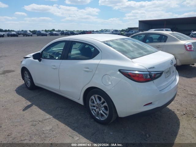 3MYDLBZV3GY139625 Scion IA