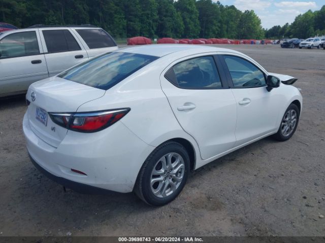 3MYDLBZV3GY139625 Scion IA