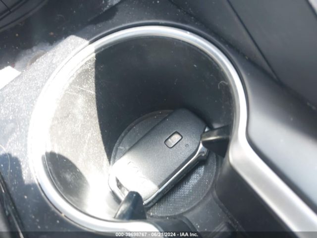 5XXG14J27NG108575 KIA K5 LXS