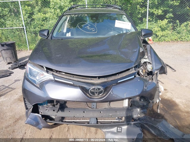 Toyota RAV4 LE 2017 JTMBFREV5HJ118373 Image 12