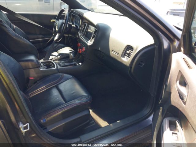 2C3CDXHGXJH217861 Dodge Charger Sxt Plus Rwd