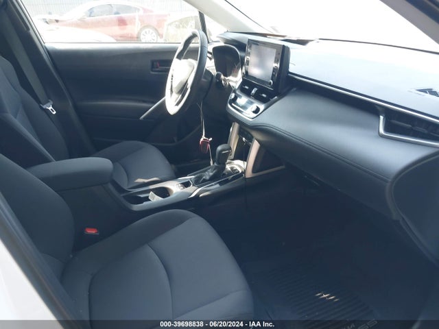 7MUBAABG1NV013310 Toyota Corolla Cross Le