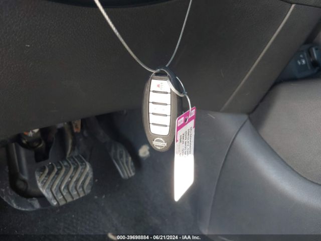 5N1AT2MT3KC831646 Nissan ROGUE SV