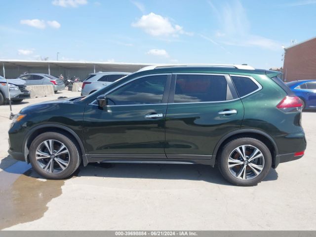 5N1AT2MT3KC831646 Nissan ROGUE SV
