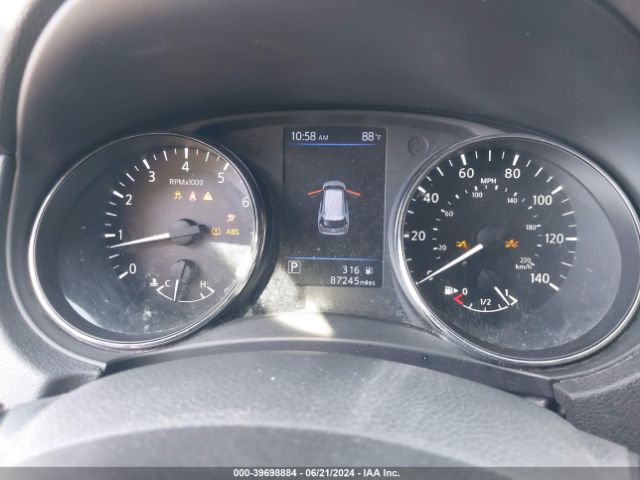 5N1AT2MT3KC831646 Nissan ROGUE SV