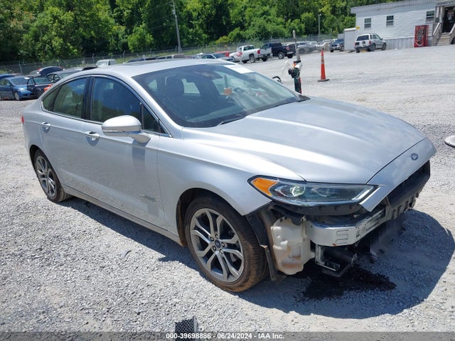 2019 3FA6P0RU7KR117577 main image