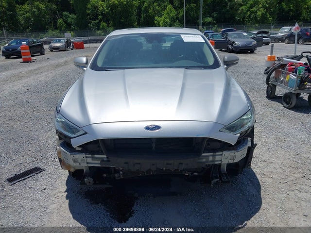 Ford Fusion Hybrid Titanium 2019 3FA6P0RU7KR117577 Image 12