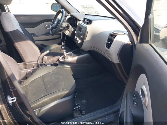 KIA Soul 2014 KNDJN2A27E7051723 Image 5