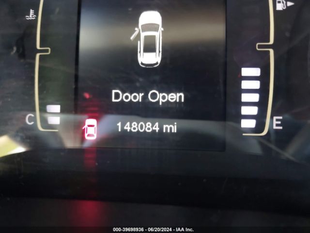 1C4PJLABXEW288563 Jeep Cherokee Sport