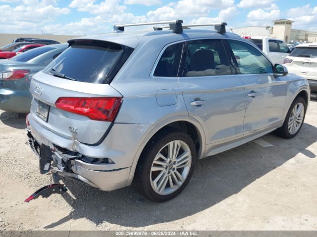 WA1BNAFY4J2103676 Audi Q5 2.0t Premium/2.0t Tech Premium