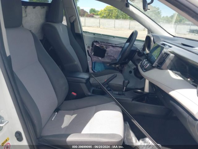 JTMZFREV4EJ004181 Toyota RAV4 LE