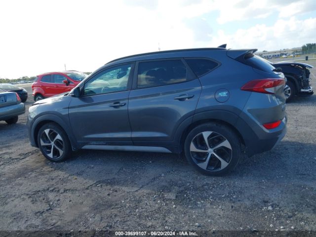 KM8J3CA20JU817455 Hyundai Tucson Value