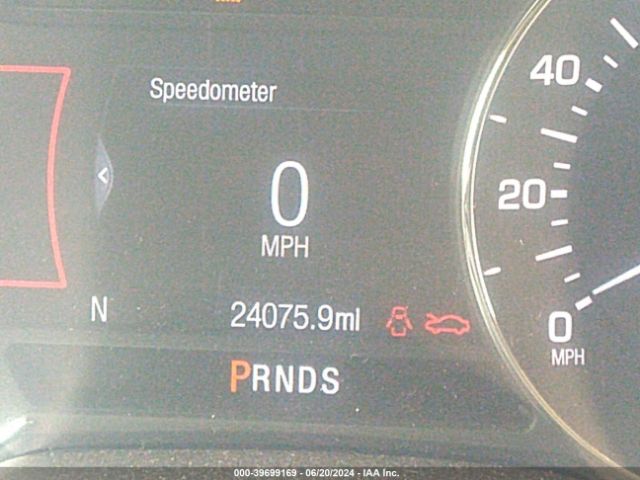 5LMCJ1C98KUL48790 Lincoln Mkc Standard