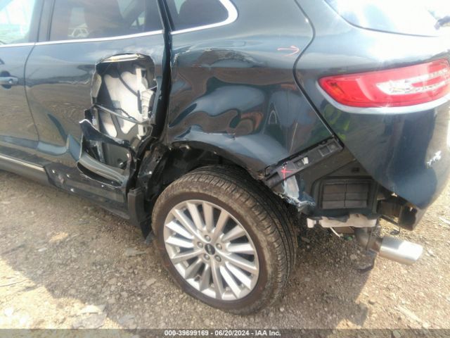 5LMCJ1C98KUL48790 Lincoln Mkc Standard