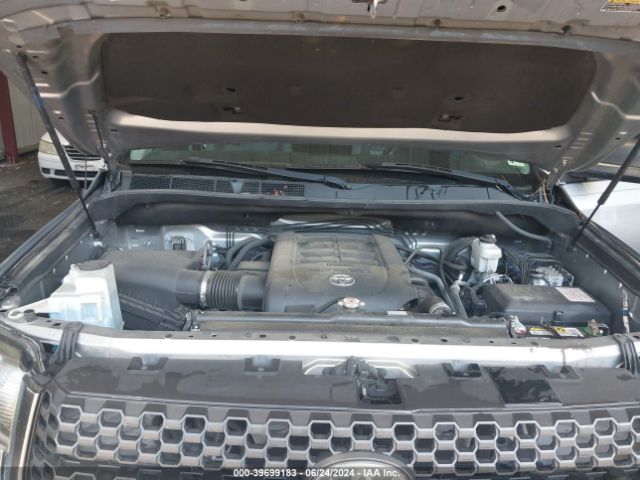 5TFUY5F1XJX743975 Toyota Tundra Sr5 5.7l V8