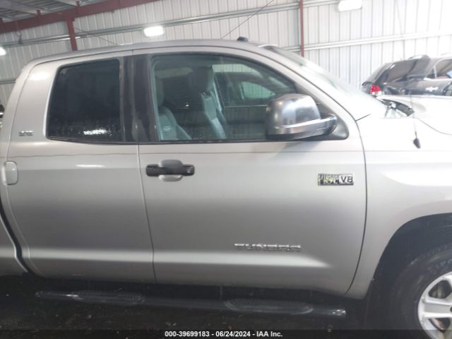 5TFUY5F1XJX743975 Toyota Tundra Sr5 5.7l V8