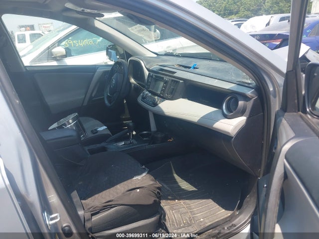 Toyota Rav4 Xle 2017 2T3RFREV3HW686475 Image 5