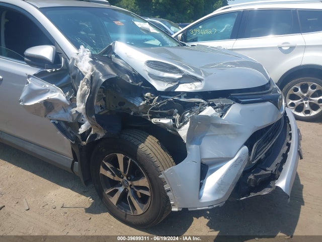 Toyota Rav4 Xle 2017 2T3RFREV3HW686475 Image 6