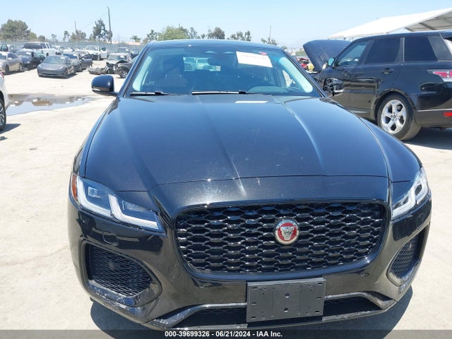 SAJBG4FX5NCY90907 Jaguar Xf Se P250 Rwd Automatic