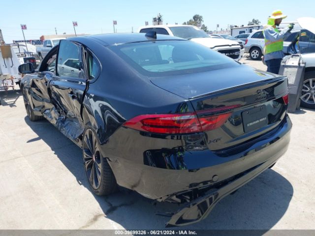 2022 JAGUAR XF SAJBG4FX5NCY90907 Photo 2