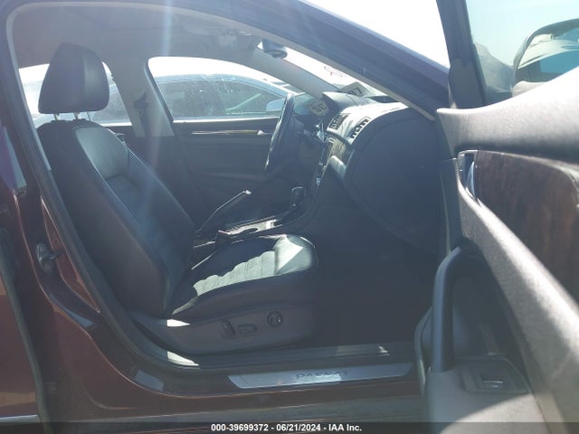 1VWCN7A34EC065663 Volkswagen Passat 2.0l Tdi Sel Premium