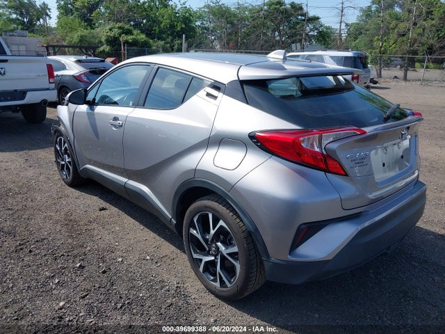 Toyota C-HR XLE 2019 NMTKHMBX8KR077345 Image 3