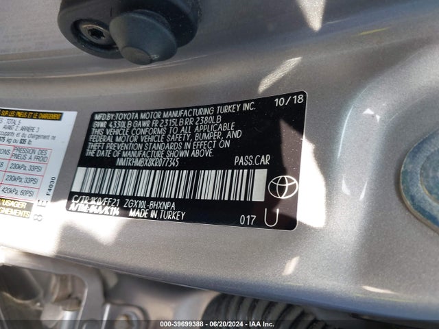 Toyota C-HR XLE 2019 NMTKHMBX8KR077345 Image 9