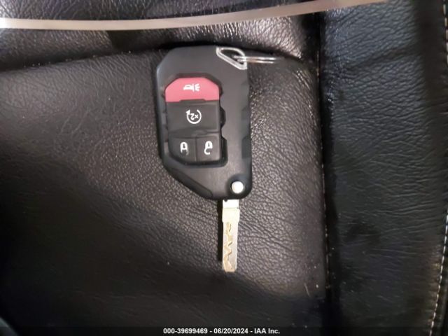1C4HJXEN9LW231297 Jeep Wrangler Unlimited Sahara