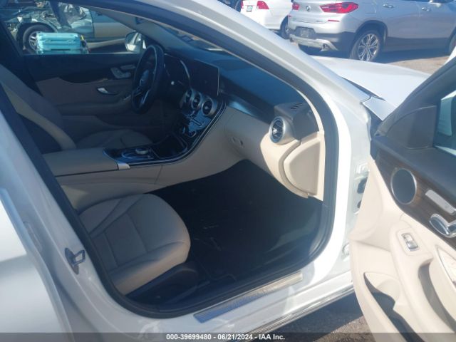 W1KWF8DB2MR621296 Mercedes-Benz C 300 Sedan