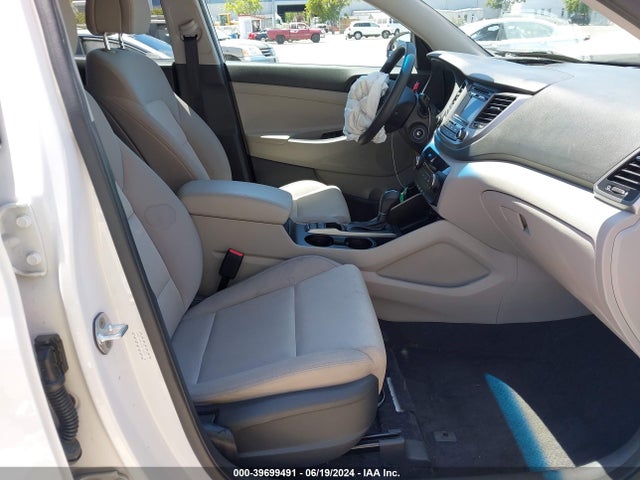 Hyundai Tucson 2016 KM8J33A44GU196022 Image 18