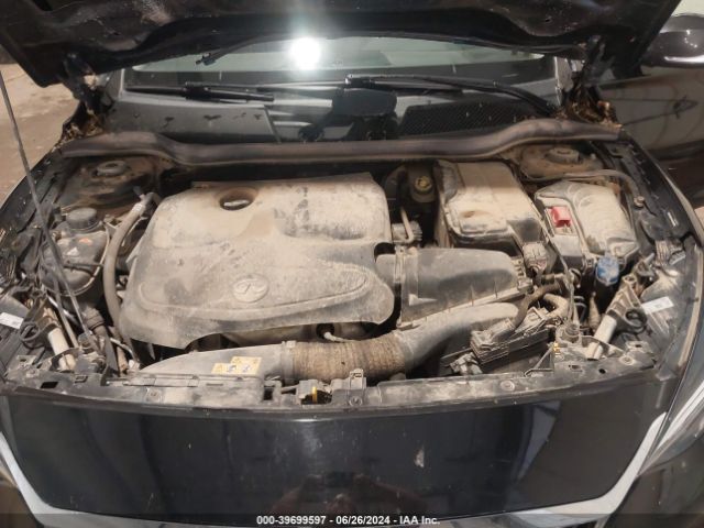 SJKCH5CR1HA026266 Infiniti Qx30 Premium