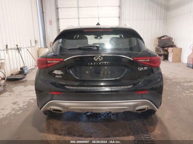 SJKCH5CR1HA026266 Infiniti Qx30 Premium