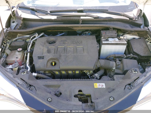 Toyota C-HR LE 2021 JTNKHMBX3M1112211 Image 10