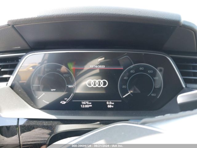 WA15AAGE4RB014425 Audi Q8