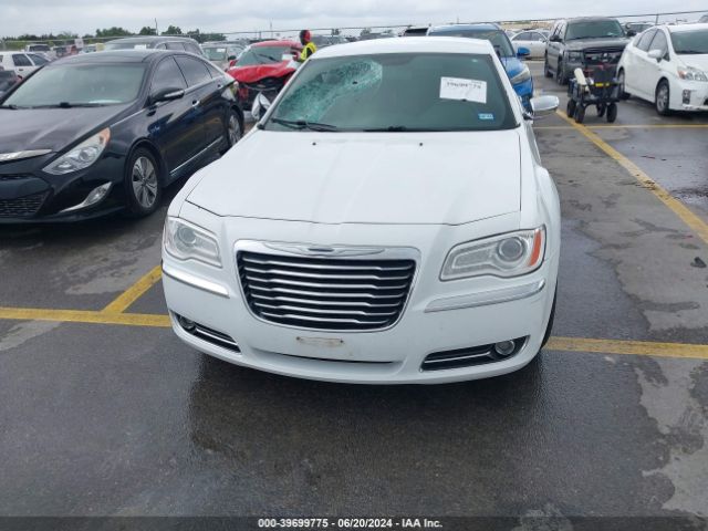2C3CCAEG0EH252810 Chrysler 300C
