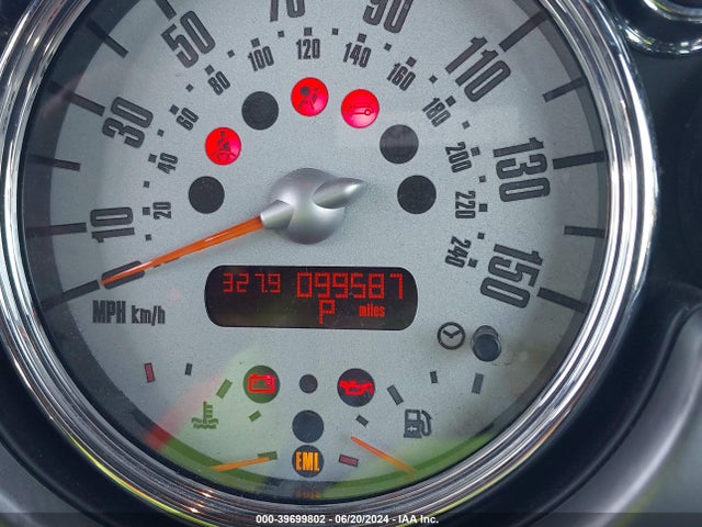 2006 MINI COOPER S WMWRH33546TK59085 Photo 6