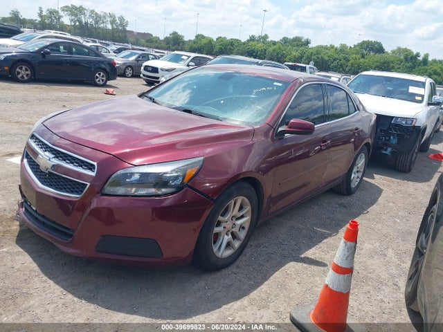 Chevrolet MALIBU 1LT 2015 1G11C5SL2FF343469 Image 2
