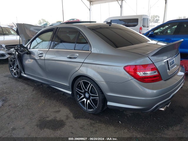 WDDGF4HB9EA952402 Mercedes-Benz C 250 Luxury/sport