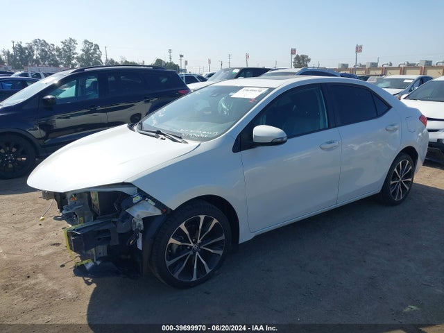 Toyota COROLLA SE 2017 5YFBURHEXHP651879 Image 2